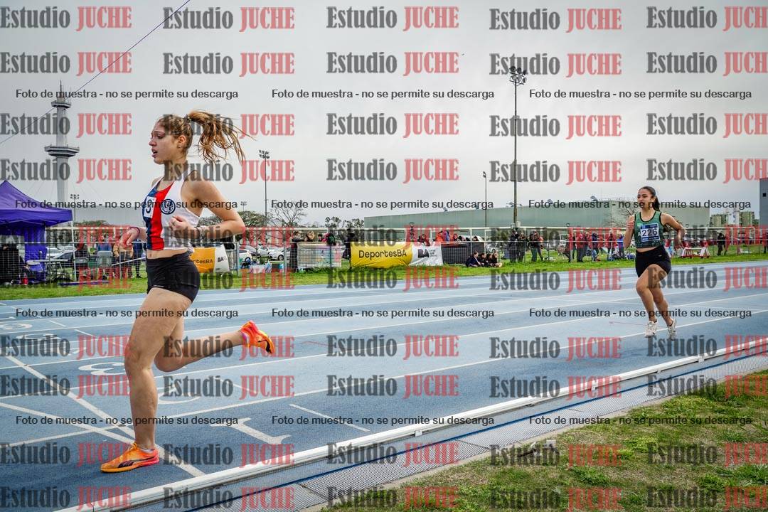 Fotos de los 800 m llanos de mujeres - U17