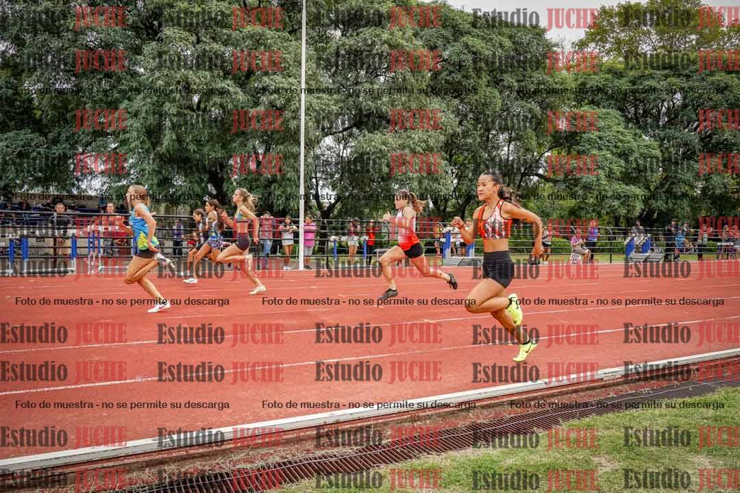 Fotos de los 80 m llanos de mujeres