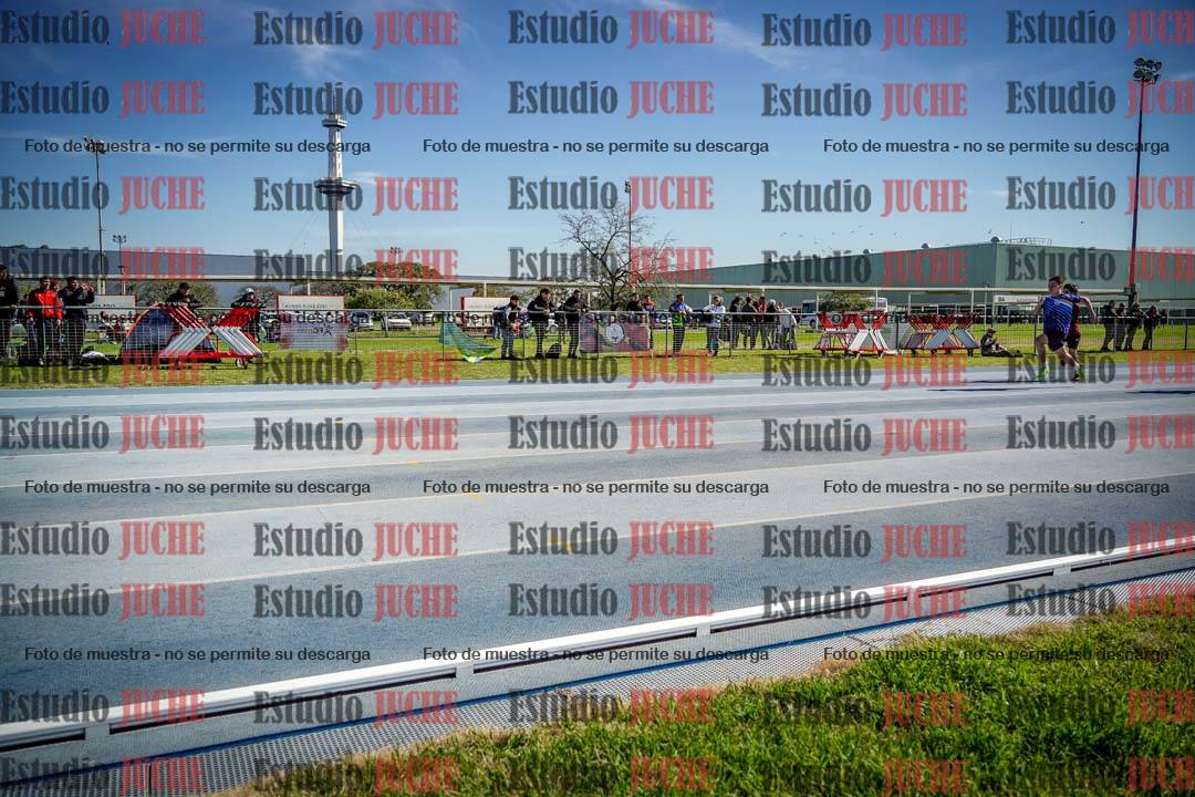 Fotos de los 100 m llanos de varones