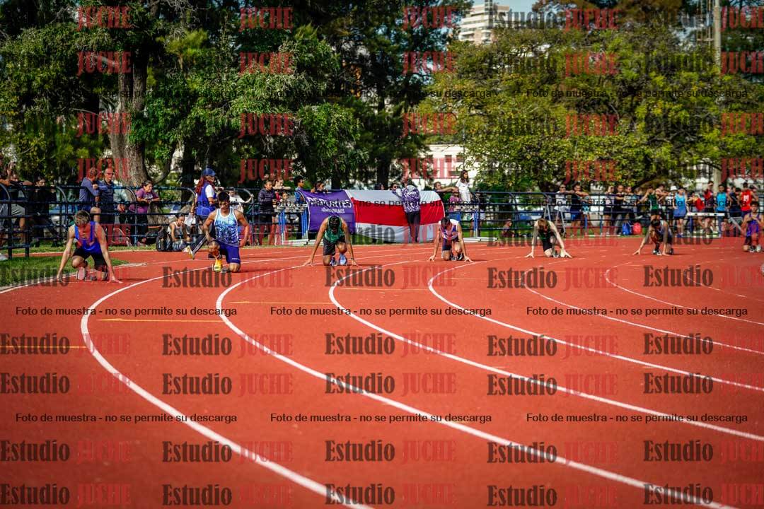 Fotos de los 200 m llanos de varones
