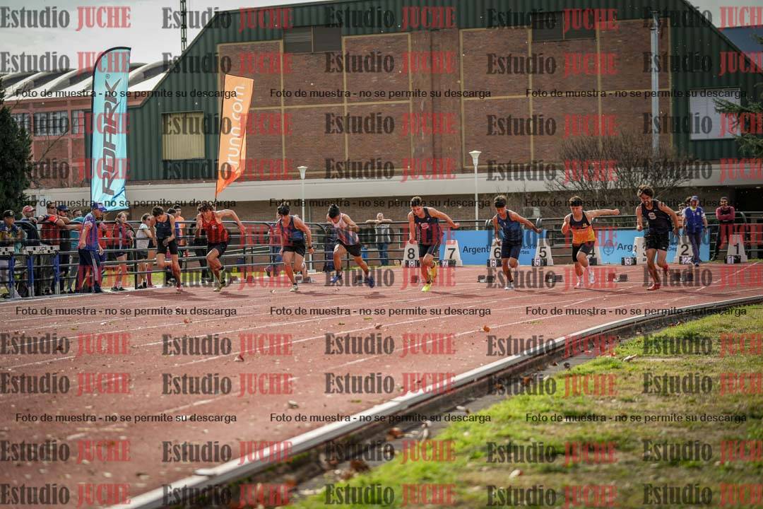 Fotos de los 100 m llanos de varones - decatlón 1
