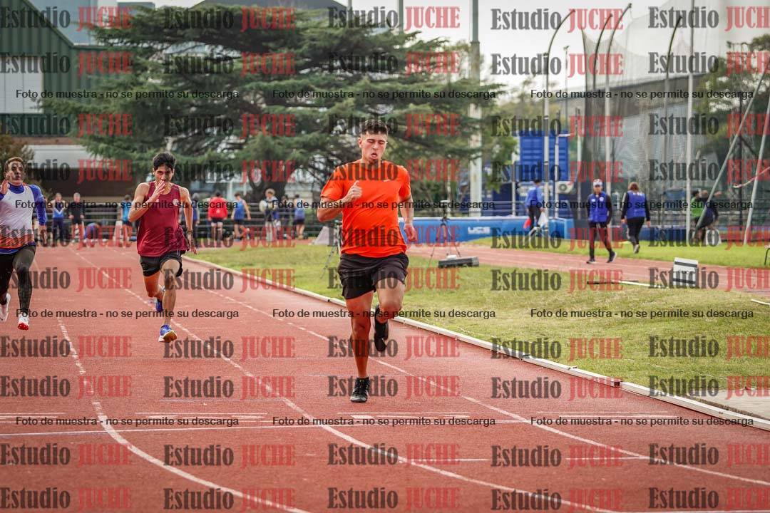 Fotos de los 100 m llanos de varones