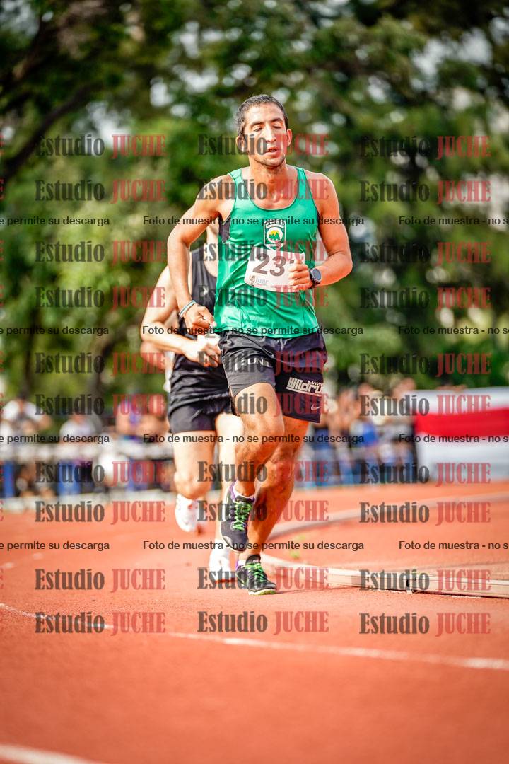 Fotos de los 3000 m llanos de varones
