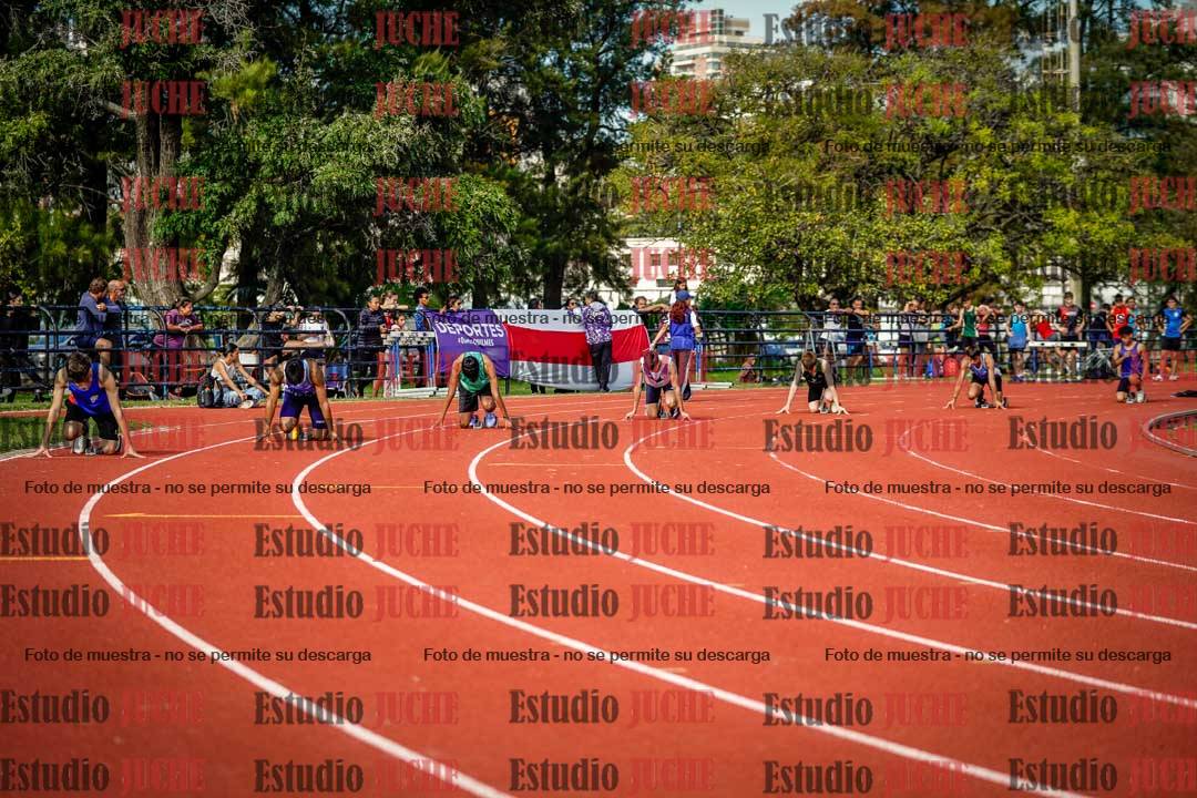 Fotos de los 200 m llanos de varones