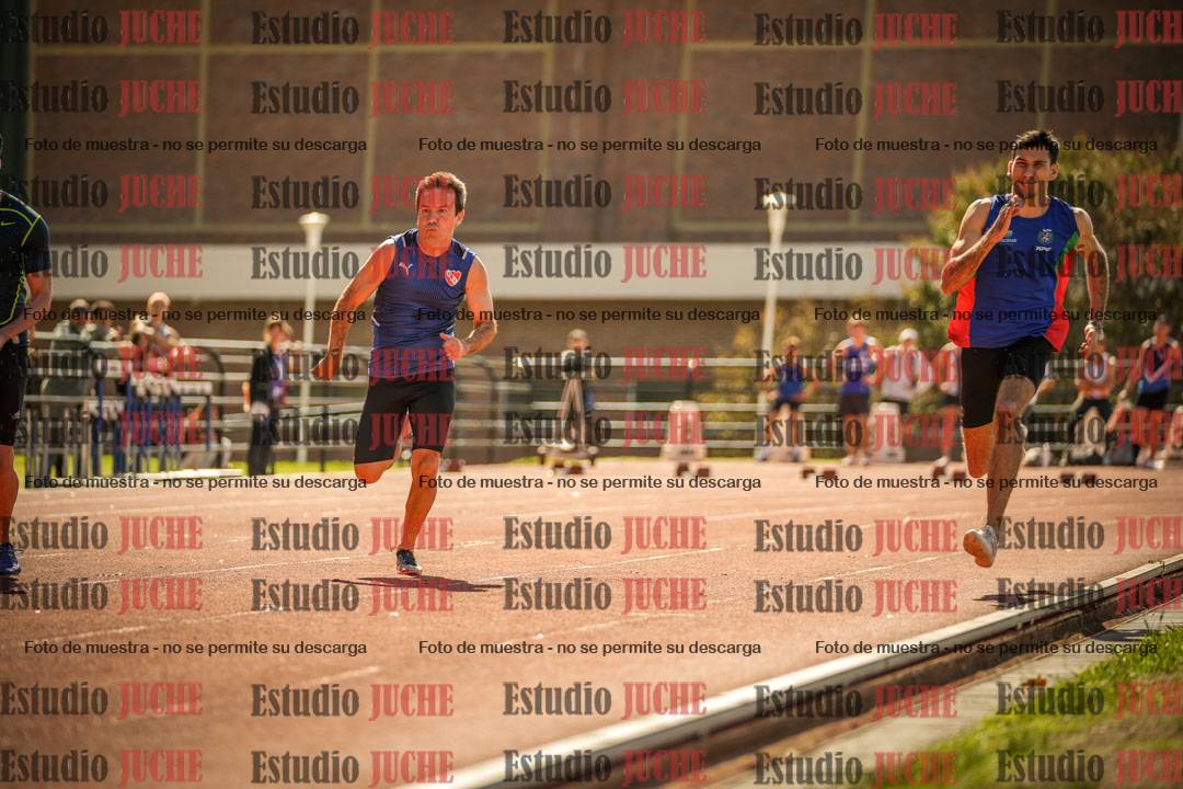 Fotos de los 100 m llanos de varones
