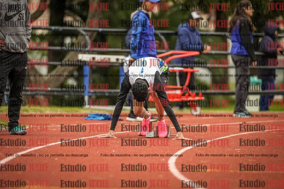 Fotos de los 200 m llanos de varones