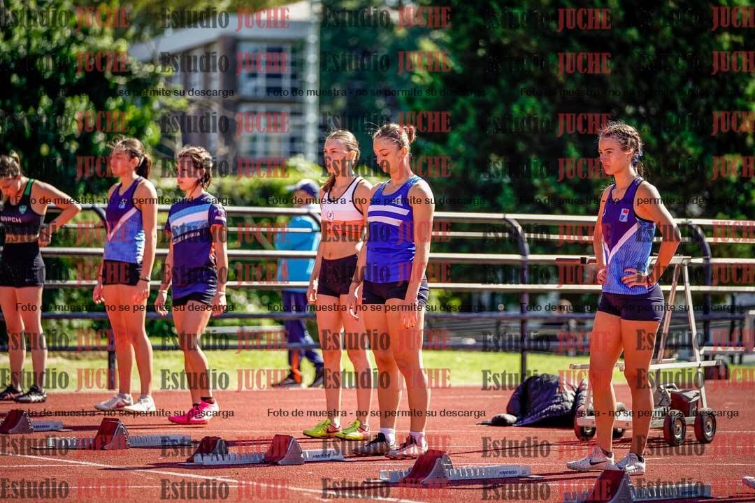 Fotos de los 100 m con vallas de mujeres