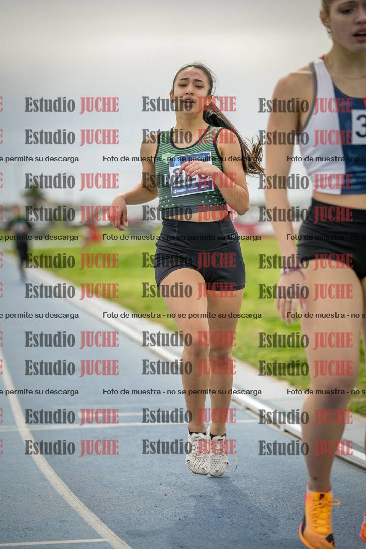 Fotos de los 800 m llanos de mujeres - U17