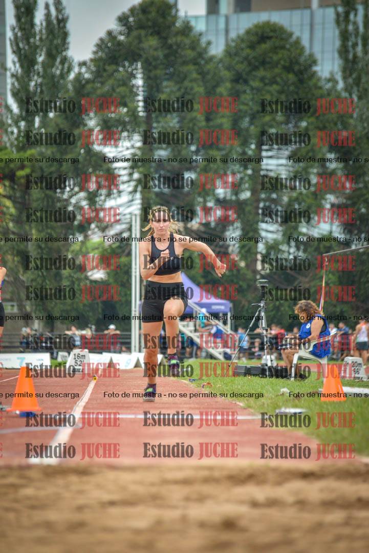Fotos del salto triple - tabla de 8 y 10