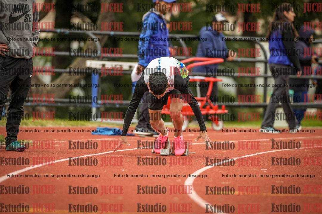 Fotos de los 200 m llanos de varones