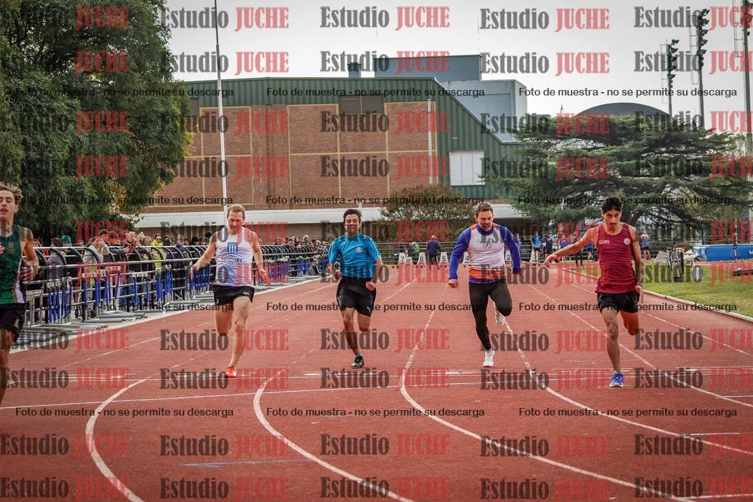 Fotos de los 100 m llanos de varones
