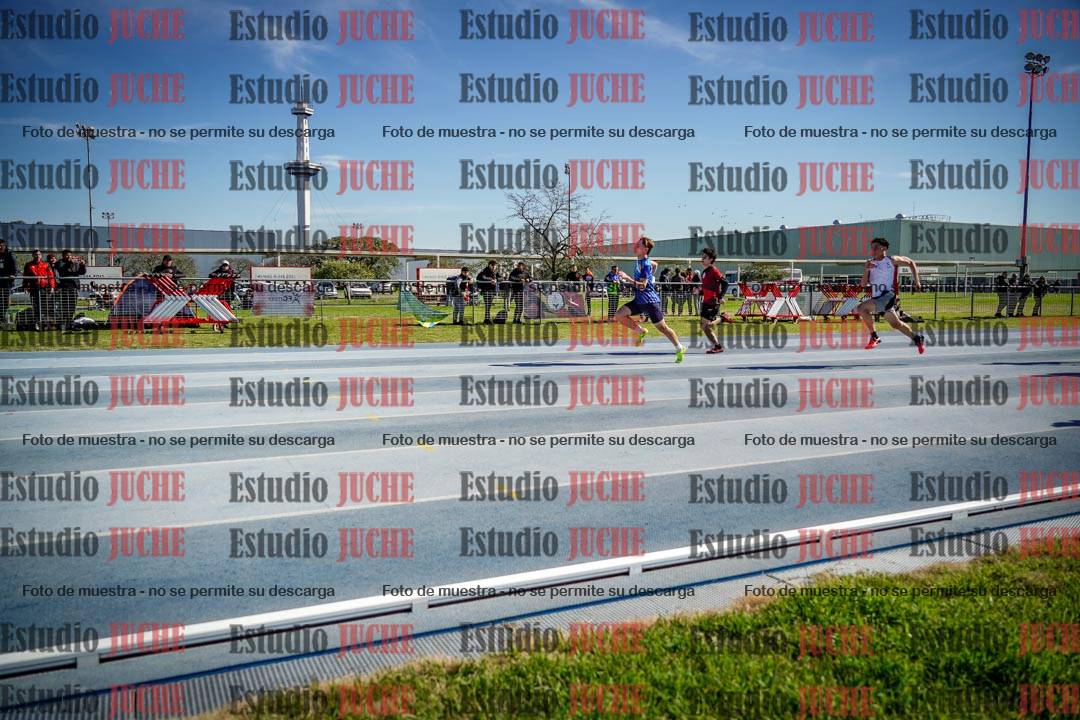 Fotos de los 100 m llanos de varones