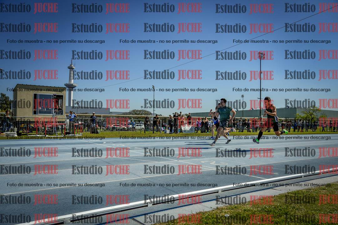 Fotos de los 100 m llanos de varones