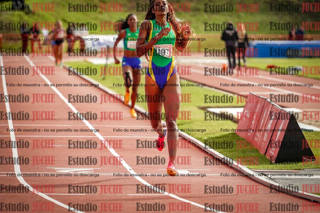 Fotos de los 800 m llanos de mujeres - hepta 7