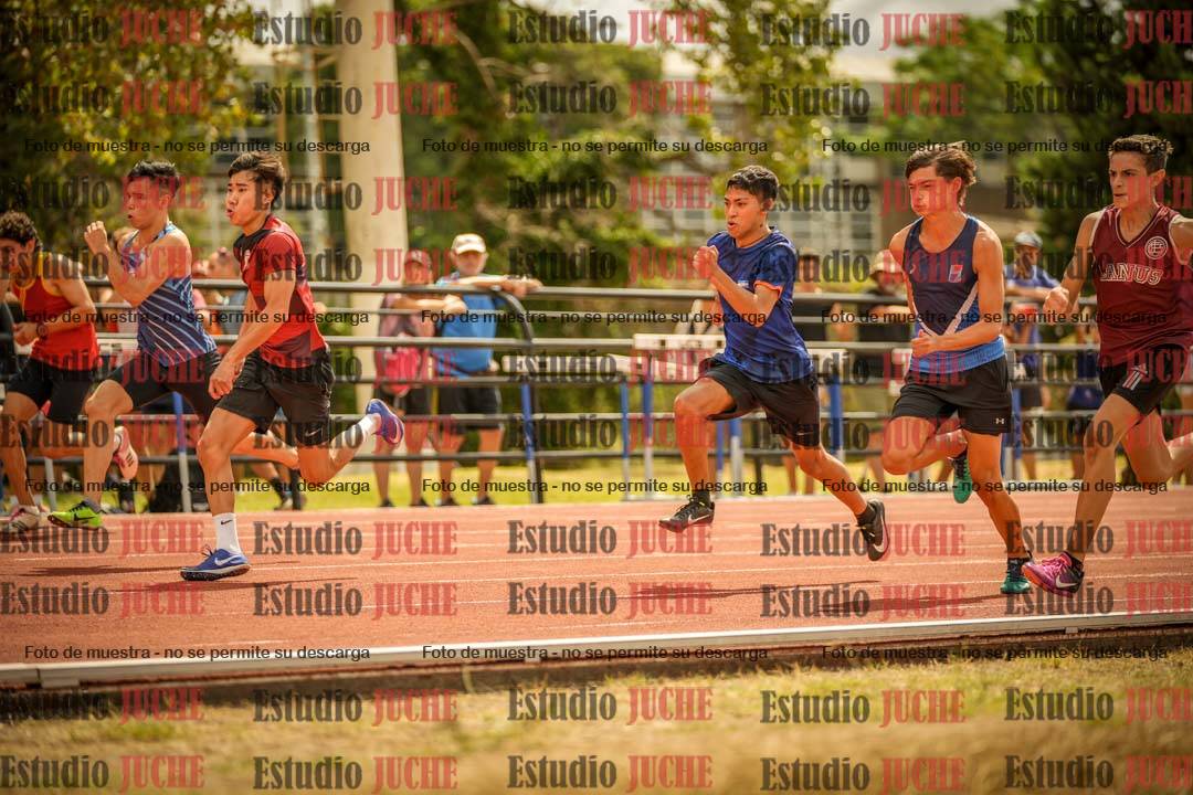 Fotos de los 100 m llanos de varones