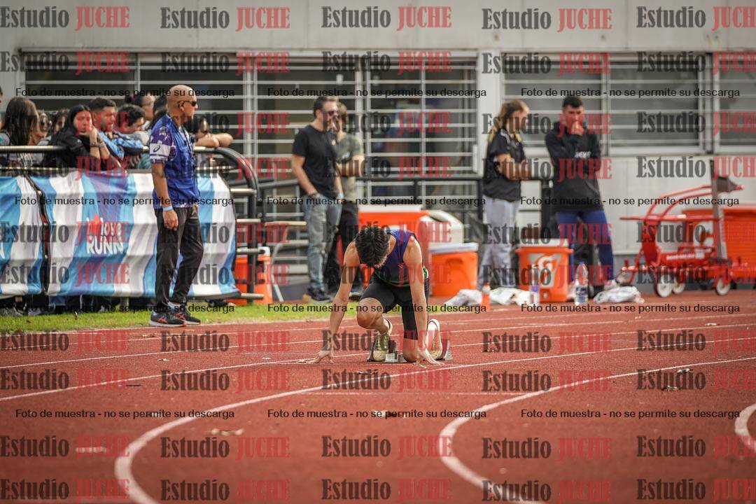 Fotos de los 400 m llanos de varones
