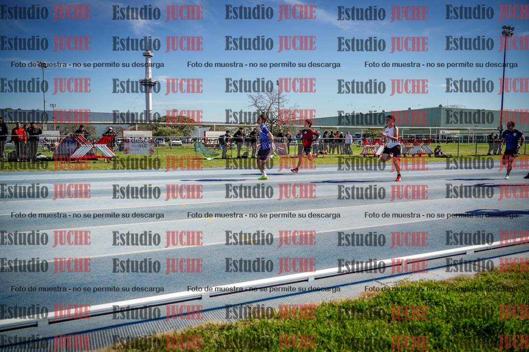 Fotos de los 100 m llanos de varones