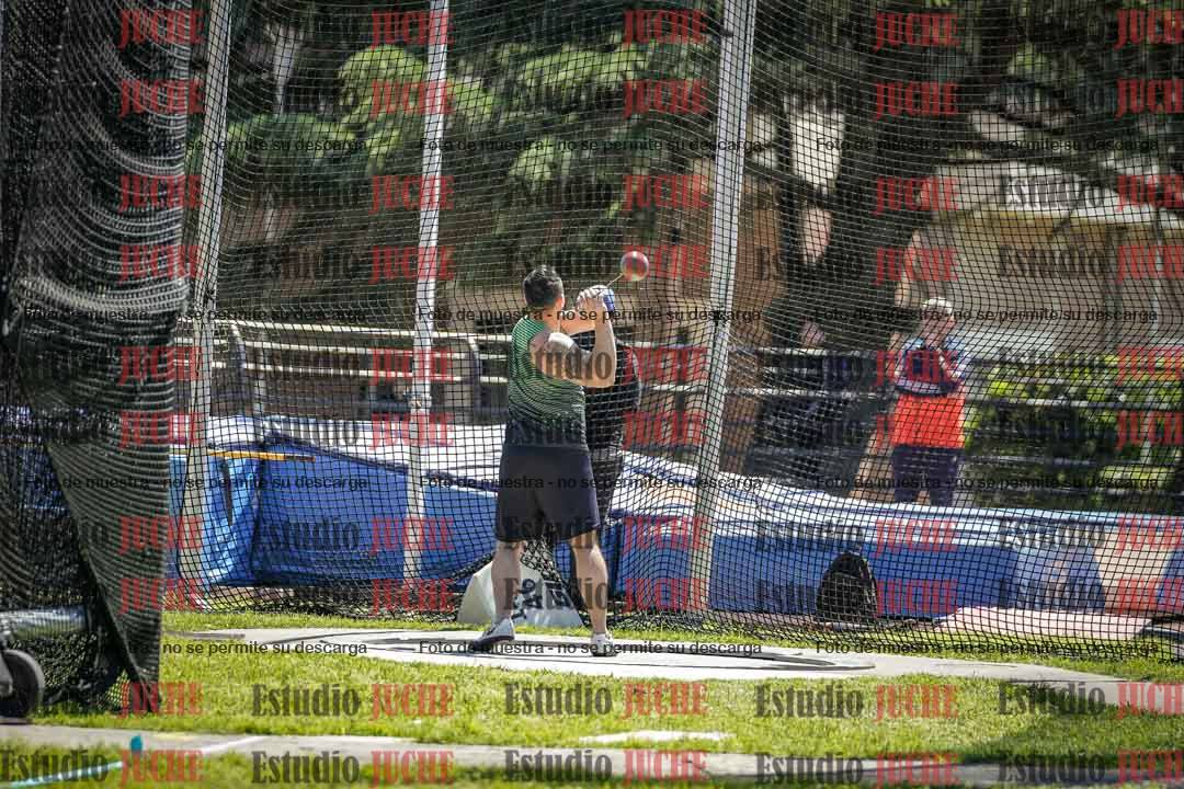 Fotos del lanzamiento de martillo de varones