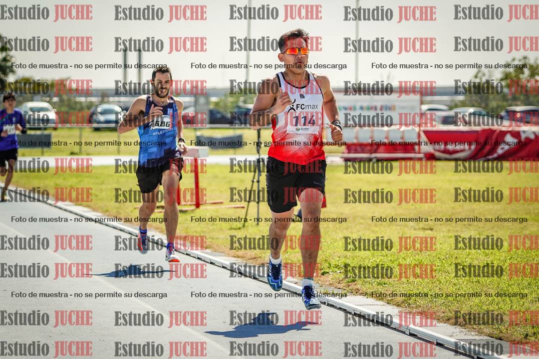 Fotos de los 800 m llanos de varones