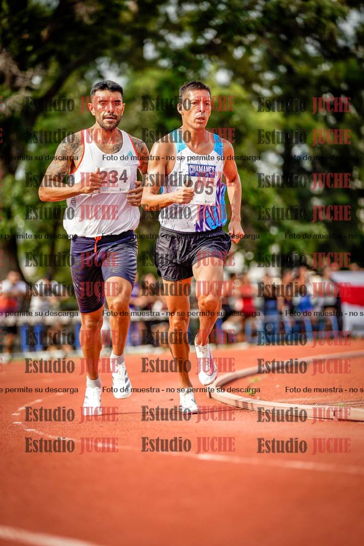 Fotos de los 3000 m llanos de varones