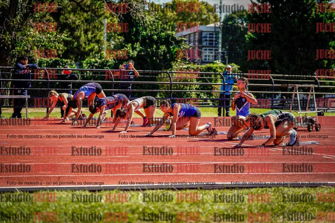 Fotos de los 100 m con vallas de mujeres