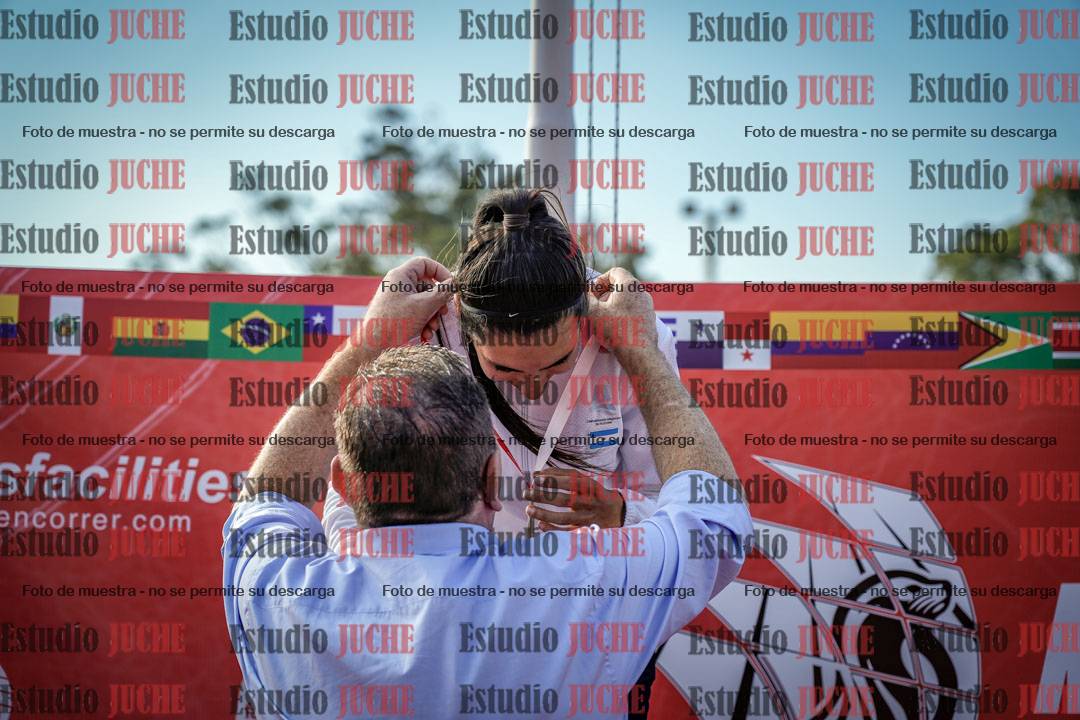 Fotos de algunos extras y podios del día 1