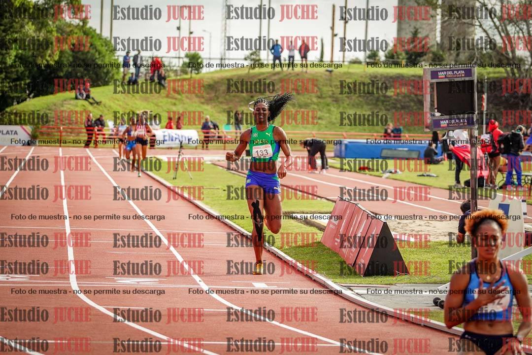 Fotos de los 800 m llanos de mujeres - hepta 7