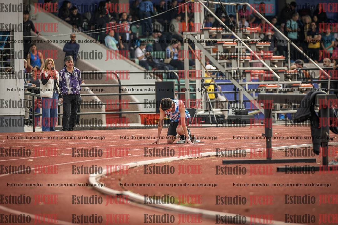 Fotos de los 400 m llanos de varones