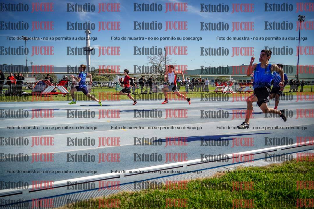 Fotos de los 100 m llanos de varones