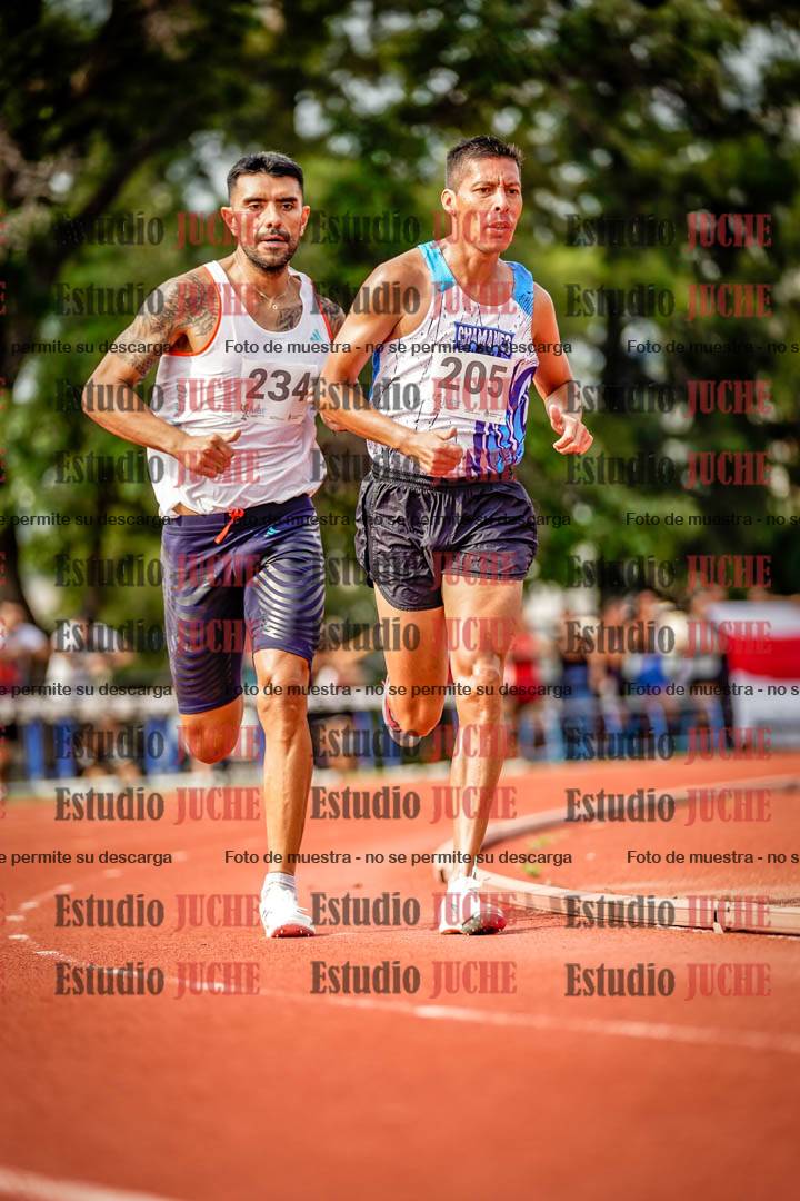 Fotos de los 3000 m llanos de varones