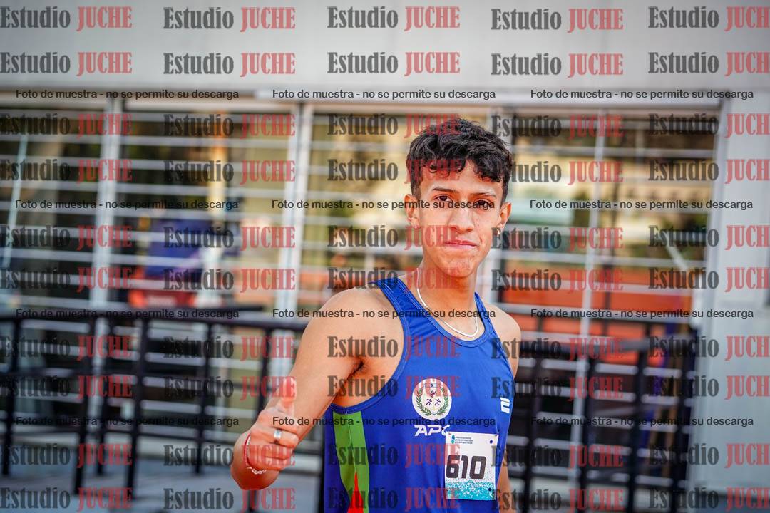 Fotos de los 800 m llanos de varones