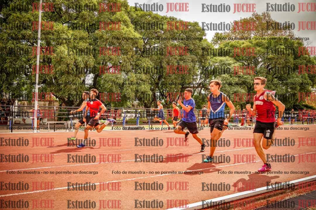 Fotos de los 100 m llanos de varones