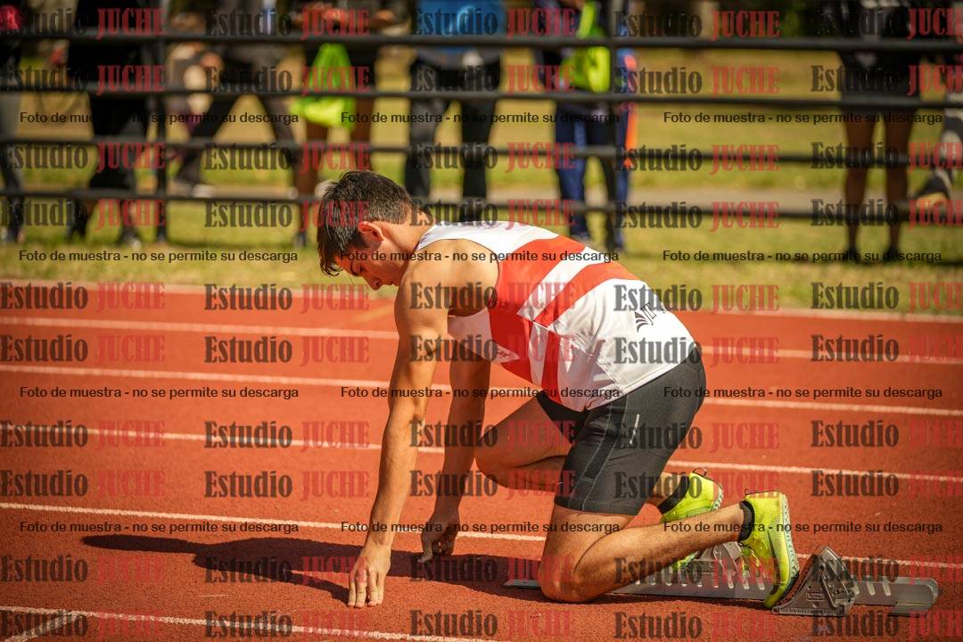 Fotos de los 400 m llanos de varones