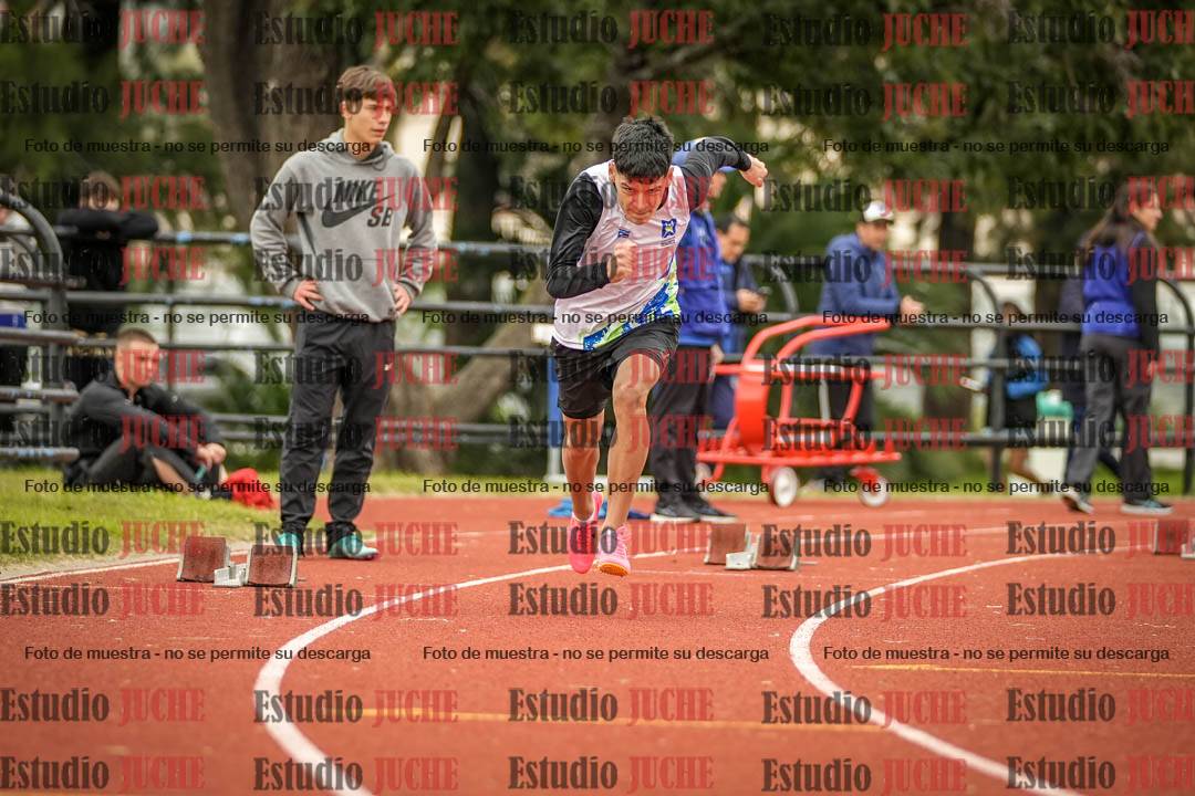 Fotos de los 200 m llanos de varones