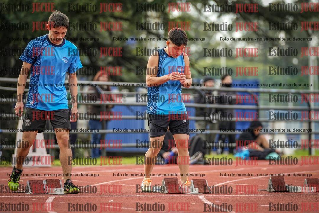 Fotos de los 100 m llanos de varones