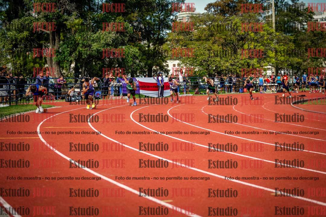 Fotos de los 200 m llanos de varones