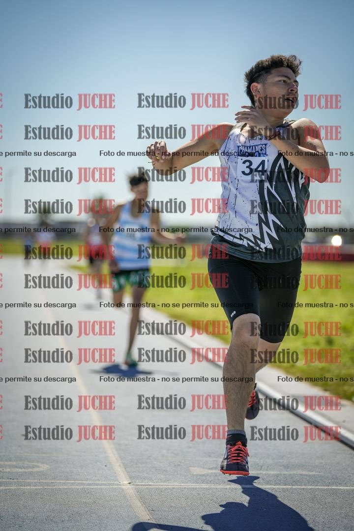 Fotos de los 800 m llanos de varones
