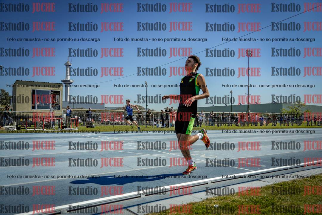 Fotos de los 100 m llanos de varones