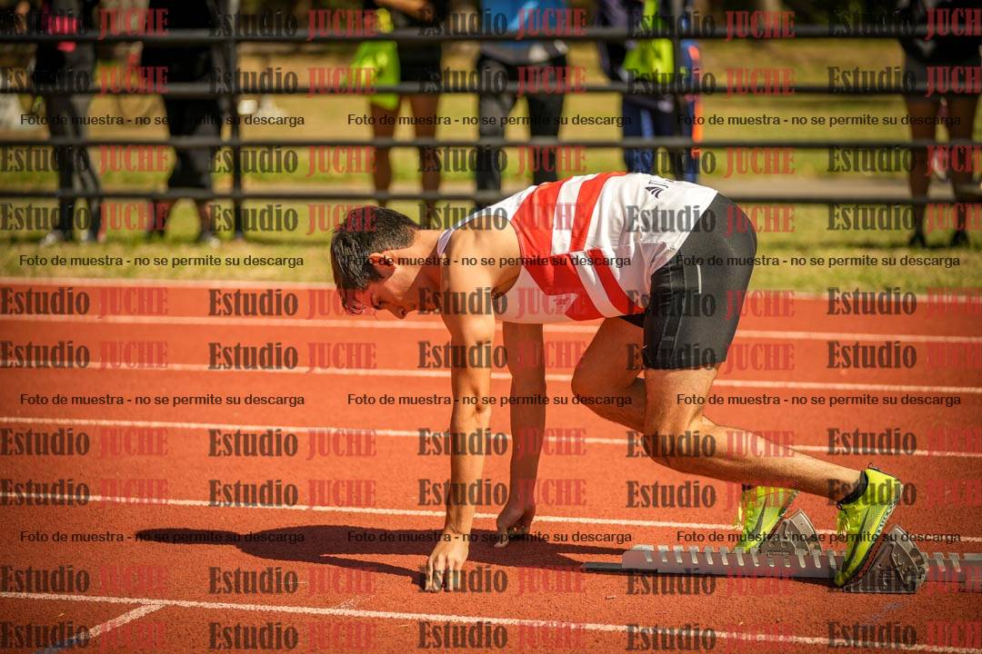 Fotos de los 400 m llanos de varones