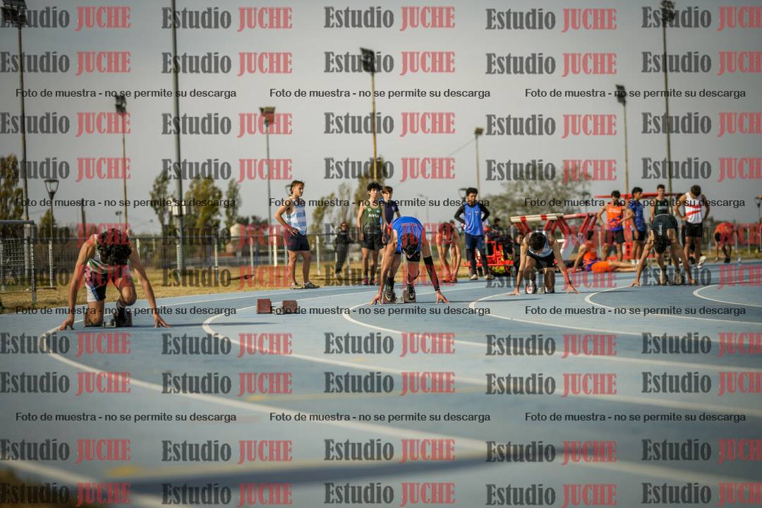 Fotos de los 200 m llanos de varones