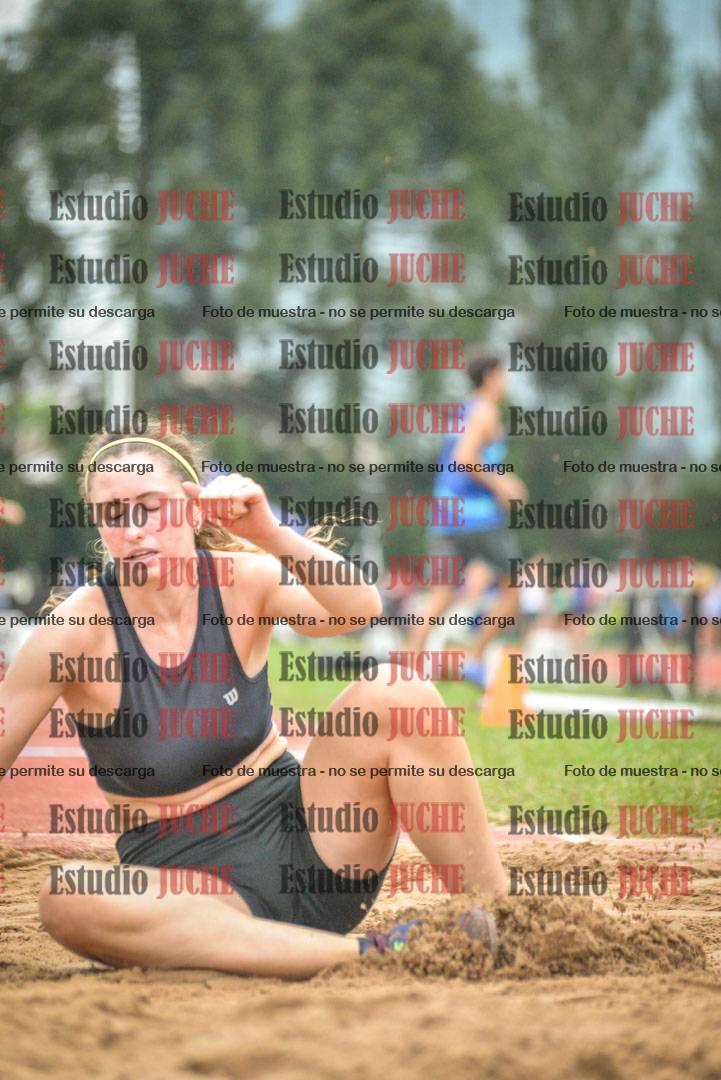 Fotos del salto triple - tabla de 8 y 10