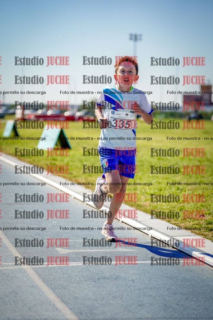 Fotos de los 1000 m llanos de varones