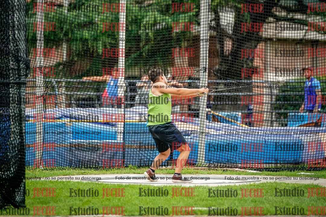 Fotos del lanzamiento de martillo de varones