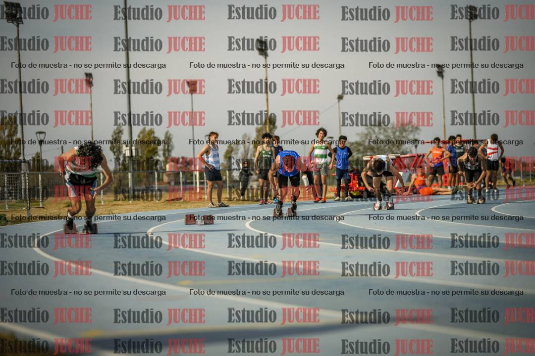Fotos de los 200 m llanos de varones