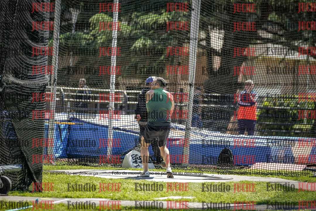 Fotos del lanzamiento de martillo de varones