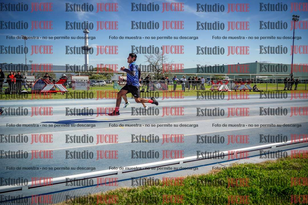 Fotos de los 100 m llanos de varones