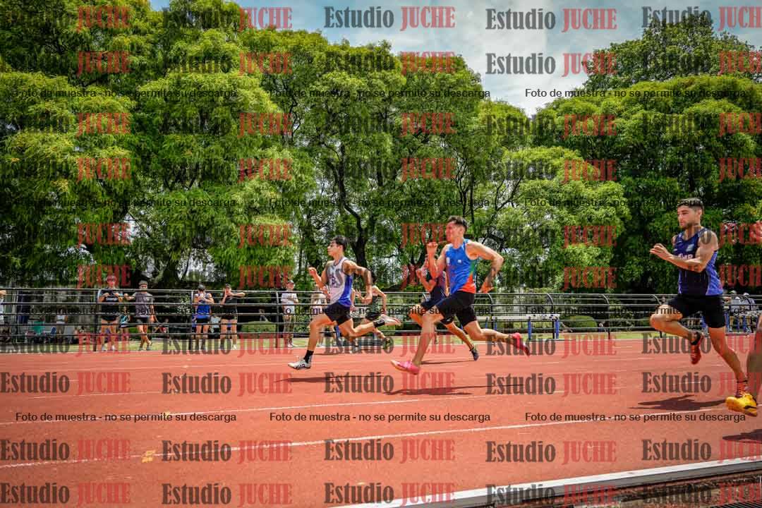 Fotos de los 100 m llanos de varones