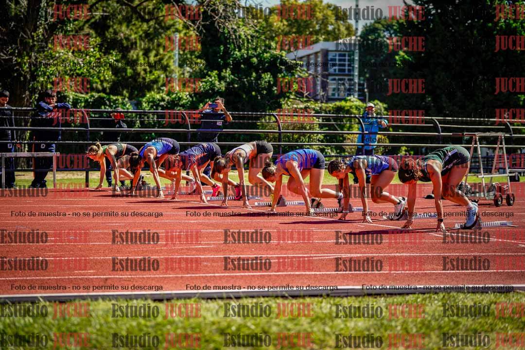 Fotos de los 100 m con vallas de mujeres