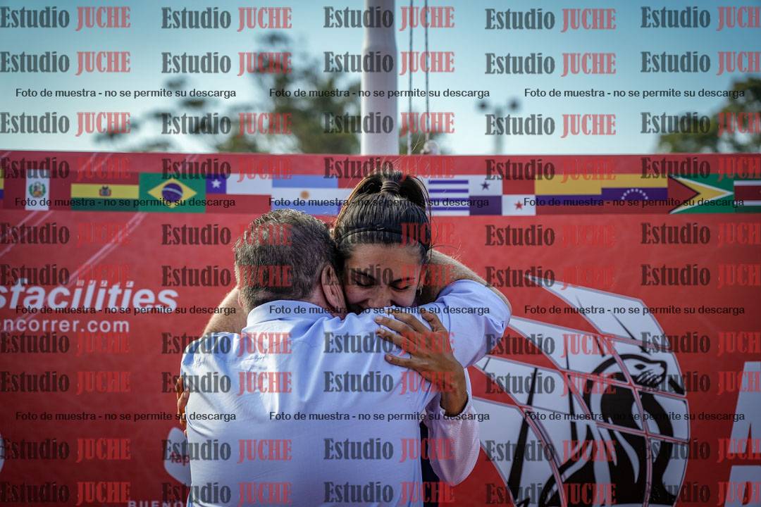 Fotos de algunos extras y podios del día 1