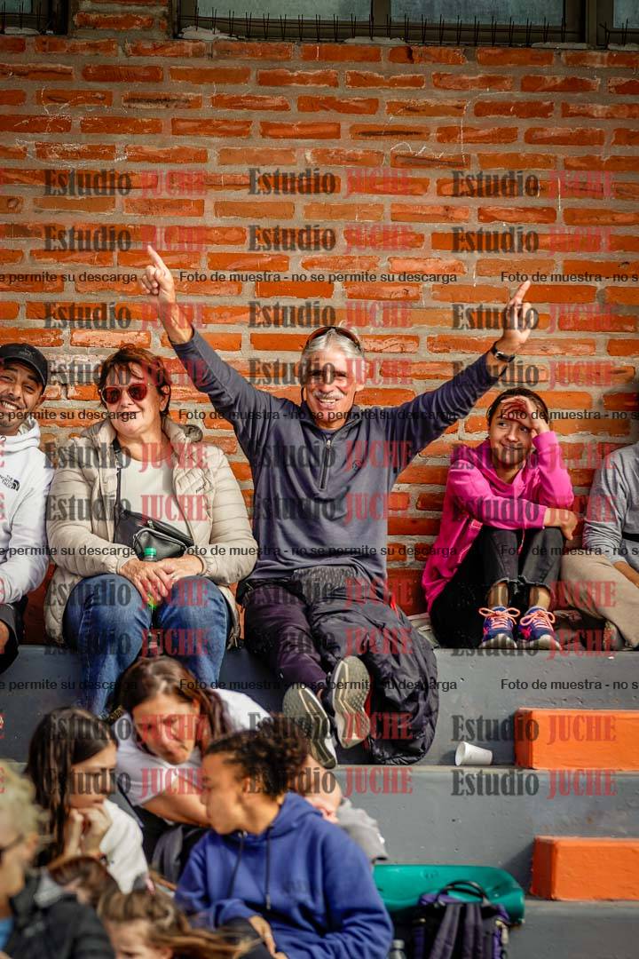 Fotos de algunos extras y podios del día 3